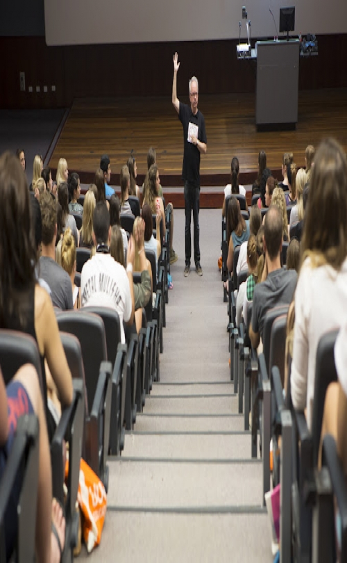 University of Wollongong College