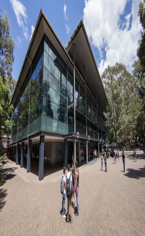 University of Wollongong College