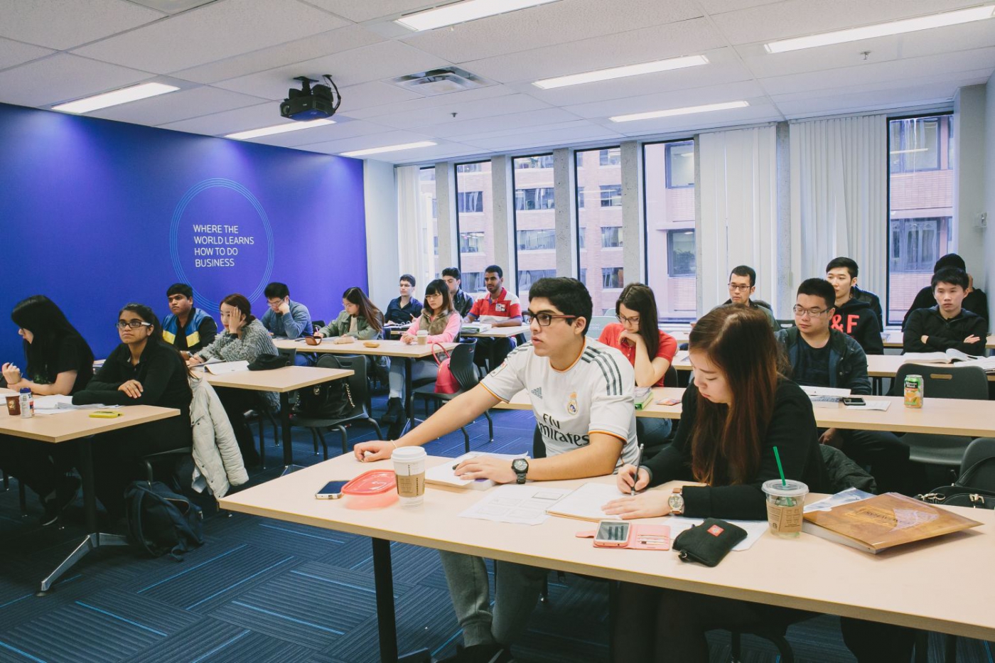 EduCo - Acsenda School of Management