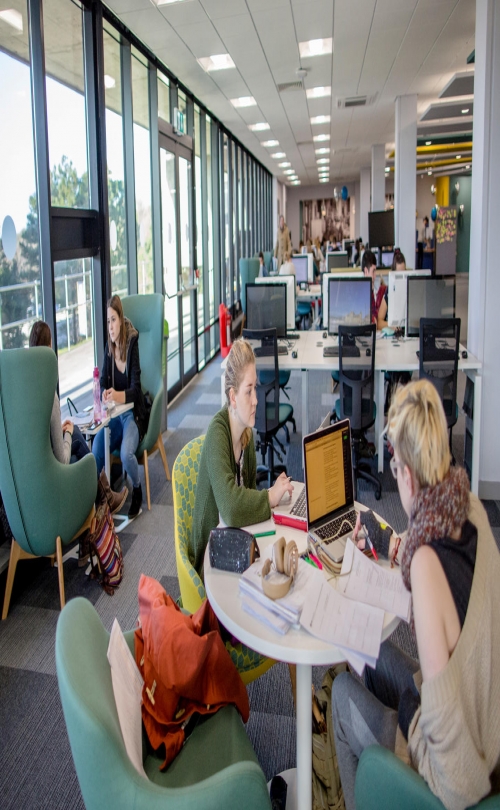 Prifysgol Aberystwyth University - Penglais Campus