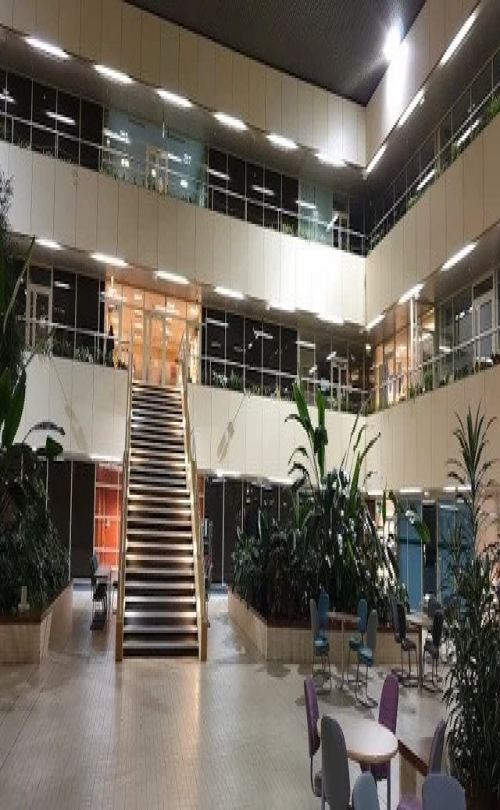 University of Bedfordshire - Milton Keynes Campus
